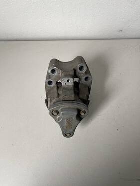 Oem112 Ford 2008 - 2009 Taurus 3.5l Front Right Upper Motor Mount