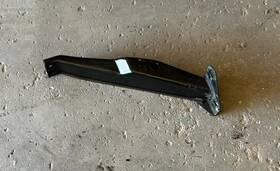 14104626 Gm 1992-96 Corvette Front Cradle Reinforcement Engine Mount Support Bracket Rh