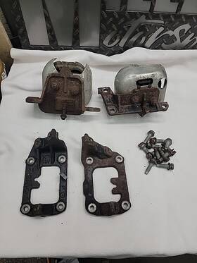 15179507 Gm Ssr Trailblazer Ss Envoy Motor Mount Bracket 5.3l 6.0l Rainier Denali