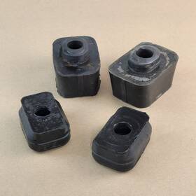 3703873 Gm 3700332 1953-1962 Corvette Front Engine Mount Cushions Set Of 4 Original