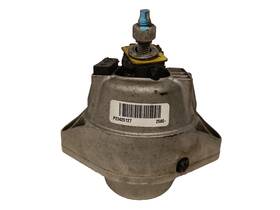 P23425127 Gm 2016-2024 Chevrolet Cadillac Oem Driver Side Engine Mount