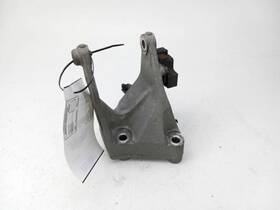 343.ho1605 Honda 2005 Pilot Transmission Bracket