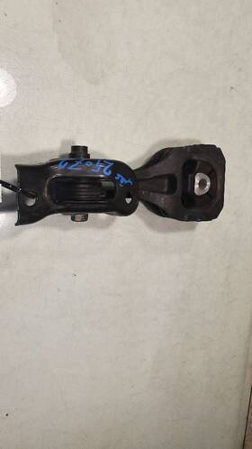 343.ho1d18 Honda Civic 2018 Rear Engine Mount
