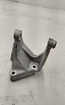 50827-s9v-a00 Honda 2004 Pilot Rear Engine Mount Bracket Oem