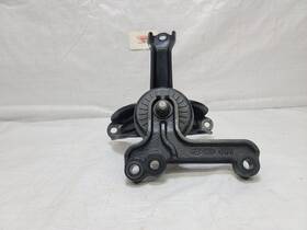 21810-k2300 Hyundai 2020-2024 Venue Engine Mount Right Passenger Side Oem