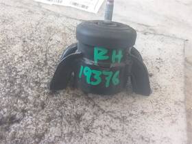 343.hy1w17 Hyundai Veloster 2017 Engine Mounts 2410756