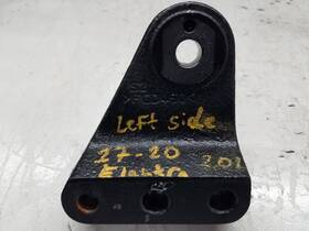 Fcd450 Hyundai 2017-2020 Elantra 2.0l Left Side Engine Mount Bracket M133