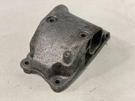 A-270-223-01-38 Infiniti 2017 - 2019 Qx30 Front Lower Engine Motor Mount Bracket # 88189
