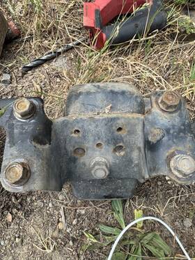8972016690 Isuzu 5876101960 Engine Mount Right For Genuine 4he1 4hf1 4hg1 Npr Nqr