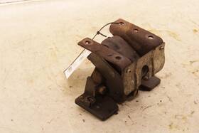 8-98061-526-0 Isuzu - Medium Duty Truck 2012-2020 Npr Hd 6.0l Left Side Engine Motor Mount Oem