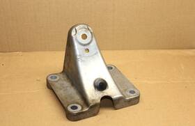 8w83-6037-aa Jaguar 10-21 Xf 5.0l Right Engine Motor Support Mount Bracket Oem 180