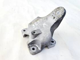 T2h2103 Jaguar 16-20 Xf 3.0l Awd Right Rh Passenger Side Engine Motor Mount Bracket Oem