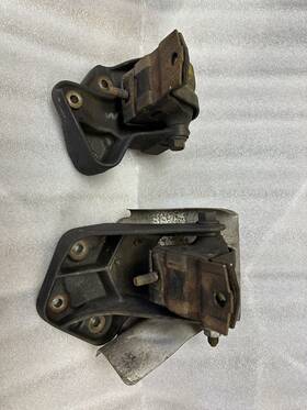 52059284aa Jeep 343.am8505 Tj Wrangler 4.0l Motor Mount Brackets 52059286aa 2000-2006