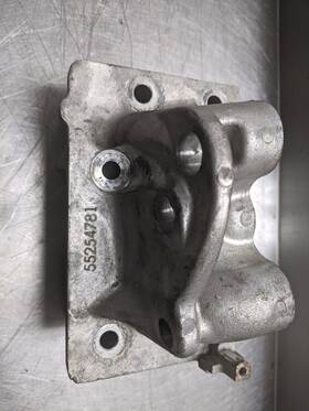 55254781 Jeep Motor Mount Bracket For 15-18 Renegade 1.4