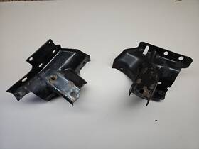 Amc8952002441 Jeep 87-01 Cherokee Xj Comanche Mj 4.0l Oem Engine Mount Bracket Frame Side Pair