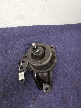21810-4r100 Kia 2011-2016 Optima 2.4l At Fwd Front Passenger Engine Mount Oem