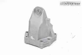 21825-j5100 Kia 2018-2021 Stinger Rwd Front Right Engine Side Mount Bracket Support Oem