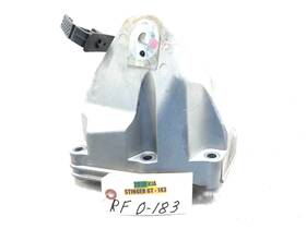 21825-j5200 Kia 2018-2023 Stinger 3.3l Rwd Right Pass Front Engine Side Mount Bracket Oem