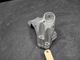 21826-j5500 Kia Left Engine Mount Bracket 2022 Stinger 2023
