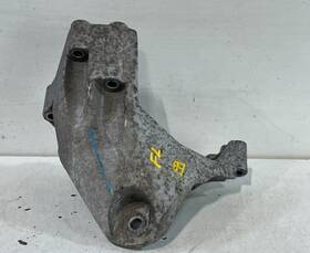 21826-j5550 Kia 22-23 Stinger Gt-line Front Left Engine Mount Support Bracket 2.5l # 99669