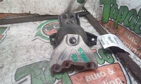 343.ki1117 Kia Sorento 2017 Engine Mounts 3227446