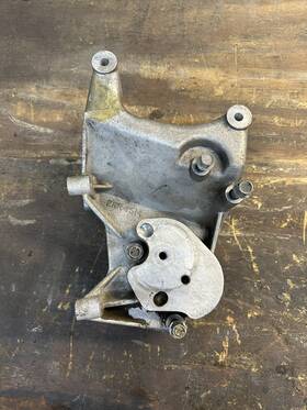 Err4514 Land Rover Range Discovery 1 Ac Compressor Accessory Bracket W Hardware
