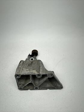12301-38190 Lexus 1230138190 07-17 Xf40 Ls460l Right Side Engine Support Mount Bracket Oem