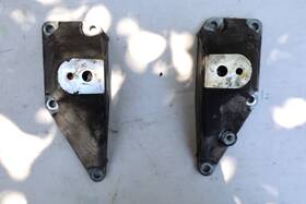 12315-50100 Lexus Ls430 Engine Mount Bracket Pair Left Right 2001-2006 01 02 03 04 05 06