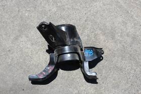 343.le1d13 Lexus 2011 2012 2013 2014 2015 2016 2017 Ct200h Right Front Motor Engine Mount