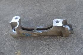 343.le1h10 Lexus 2010 2011 2012 Hs250h Motor Engine Bracket Right Front