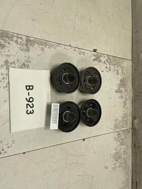 598.fd2o13 Lincoln 2013 Mks Rear Subframe Mount Bushing Spacer 4 Set Oem