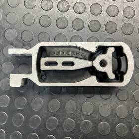 F2g36p082a Lincoln 2016-2019 Mkx 2.7 Liter Engine Torque Strut Mount Support Bracket Oem