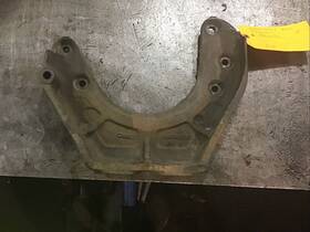 158gb553 Mack E7 Front Engine Mount #158gb553