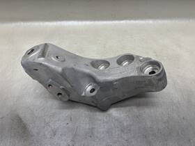 290120sx Maserati 2014-2016 Quattroporte 3.0l Front Left Engine Frame Mount Bracket Oem