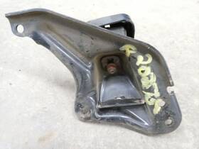 343.mz1o04 Mazda 1999-2005 Mx-5 Miata Engine Motor Mount Passenger Right Oem