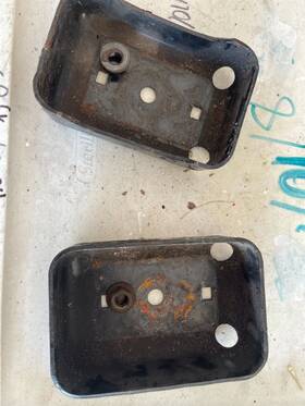 588-b1-a Mazda 1990-2005 Miata Engine Mount Cups Bracket Bucket Left Right Set