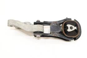 K12339010 Mazda 2018 - 2021 6 2.5l Engine Frame Mount Support Torque Strut Bracket Oem