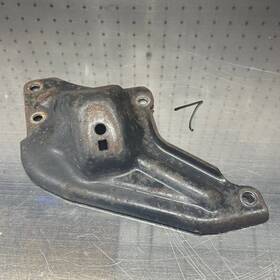 N066-39-020 Mazda 01-05 Miata Motor Mount Engine Bracket Oem 2001-2005 Dr Side Left