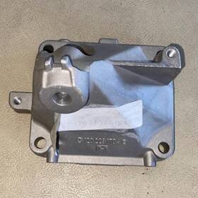 120-223-17-04 Mercedes-benz Rh Enigne Mount Bracket - For 600sl And Sl600