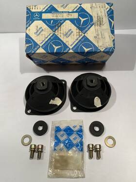 1212230412 Mercedes-benz Nos Engine / Motor Mount Set W110 W111 190c 190dc 200 200d Oem