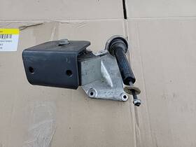 1772230100 Mercedes-benz 2017 G550 G63 Passenger Side Engine Mount Bracket Oem