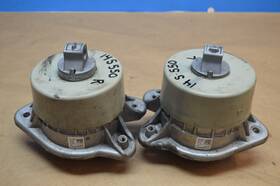 2222405117 Mercedes-benz 2014 W222 S550 Driver And Passenger Side Engine Motor Mount Pair