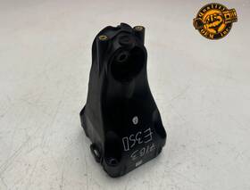 2642200300 Mercedes-benz 2019-2023 C300 E350 2.0 - Right Engine Mount Support Bracket Oem 25 Kmi