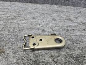 A1562231741 Mercedes-benz Engine Support Mount Clip W219 W211 W204 M156 Cls63 E63 C63 Oem