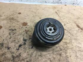 A2032411113 Mercedes-benz C320 W203 3.2l Front Right Engine Motor Mount Bracket 2001 - 07 Y