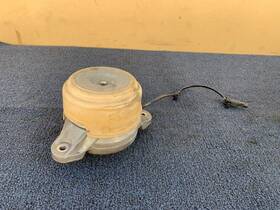 A2042403717 Mercedes-benz X204 Glk350 Glk250 Right Engine Motor Mount Support Assembly Oem
