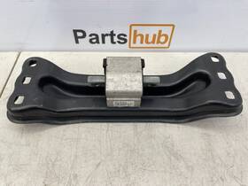 A2052405700 Mercedes-benz 2018 C63 Amg W205 Oem Coupe Gearbox Transmission Mount Bracket