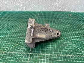 A2712232704 Mercedes-benz 12-15 C250 W204 M271 Front Left Engine Mount Bracket Oem