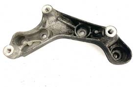 A2720140195 Mercedes-benz W204 2009 C300 4matic Oil Pan Mount Bracket Oem