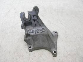 A2722234604 Mercedes-benz 08-12 W212 E350 C300 Glk350 4matic Engine Mount Bracket Right Oem 12142